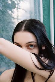 Jardin Du Princes By Theresa Marx Zeum Magazine With Images Portrait Portrait Photography Street Fashion Photography