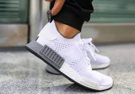 Nmd pharrell hu friends and family burgundy. Adidas Nmd R1 Pk Ee5075 Ee5074 Release Info Sneakernews Com