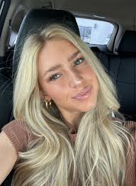 I'm a young professional with permanent work in Kapa'au, and my lease is up  end of January. Looking for a housing situation in North Kohala (Hawi,  Kapa'au) starting at beginning of February (