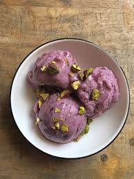 Jenny, la soeur de meg et son témoin, est une célibataire, qui travaille comme correctrice dans une. C Est Moi Qui L Ai Fait Glaces Sorbets Yaourts Glaces