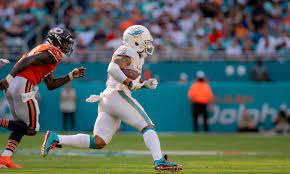 Dolphins Lose Another Wide Receiver As Albert Wilson Opts Out For 2020 Wide Receiver Albert Nfl Players