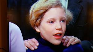 Just me or does Grandpa Joe have a pair of coke nails? : r/funny