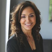 Mistress Of Your Money: Learn the money smarts you need to get out of debt  and bankroll your future : Kyle, Maria: Amazon.ca: Books