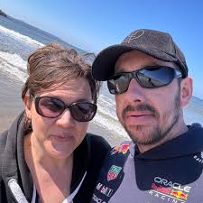 Looking for somebody to give a quote to make a doorway bigger and put a new  door on.