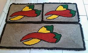 Os tapetes em crochet e barbante encantam qualquer um. Pin Em Tapetes Fru Fru