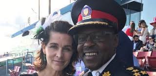Toronto police chief receiving kidney Monday from his wife