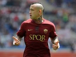 Güncel performans bilgileri radja nainggolan (cagliari calcio) oynanan maçlar goller asistler kartlar tüm müsabakalar. Radja Nainggolan 4 Archiv Romazone Die Deutschsprachige As Roma Community