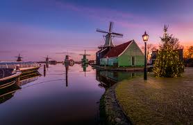 81 , 6 % вода: Fotografii Niderlandy Melnicy Zaanse Schans Priroda Vecher Doma