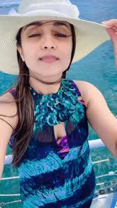 New Beach House Trish wit frds ❤️ @trishakrishnan #trisha #poornimatrisha