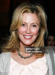 Jennifer Stockman's Instagram, Twitter & Facebook