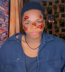 I can't laugh alone abeg like and Share o 😂😂😂😂