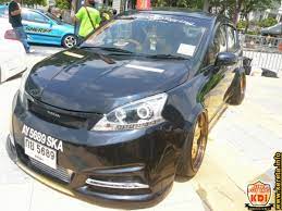 Dia adalah anak bungsu dari lima. Farahzahidah11 Body Kit Nissan Latio Sport Modified
