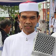 Khutbah idul fitri 1436h / 2015m page 3 of 9 semua kita harus menyadari begitu banyak kekurangan yang telah kita lakukan. Contoh Khutbah Idul Fitri Singkat Dari Ustaz Abdul Somad