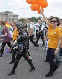 Malin hoelstad / svd / tt / kod: Nathalies Skindeepblogg Pride Paraden 2010 Liten Snabbrapport