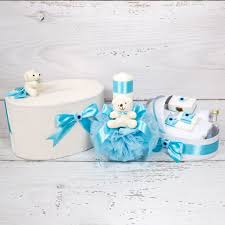 Set Cutie Dar Lumanare Si Trusou Botez Cu Drag De La Nasi Cu Decor Bleu In 2020 Diaper Cake Children