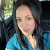 Lisa Pini's Instagram, Twitter & Facebook