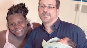 Casal apaixonado pelo Flamengo batiza o filho de Gabriel Henrique de  Arrascaeta, no Rio