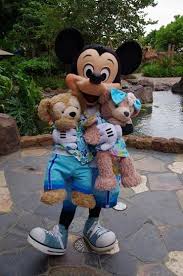 mickey mouse おしゃれまとめの人気アイデア pinterest ginette savaria ディズニーキャラクター ディズニーランド ディズニーのポスター