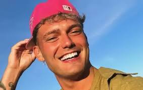 Qué dicen los resultados de la autopsia del estilista Raúl Sotelo González,  el mejor amigo de Luli Salazar