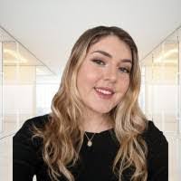 Lisa Tichy's Instagram, Twitter & Facebook