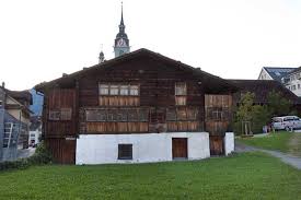 En casas de madera, todos los modelos incluyen en sus precios: La Casa De Madera Mas Antigua De Europa Forestal Maderero