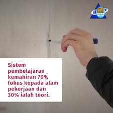 Adakah anda berminat dengan kursus yang ditawarkan? Institut Kemahiran Industri Melaka Melaka Malaysia School Community College Facebook