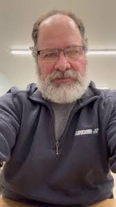 Any deafie work at boat dealer?