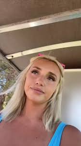 If u not vibin, how you survivin!💓🎶⛳️ #cartgirl #golf #golfers  #goodvibes-001-001