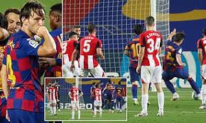 Bilbao postoupilo pro změnu po vítězství 2:1 proti realu madrid, které zařídil dvěma góly v první půli raúl. Barcelona 1 0 Athletic Bilbao Barca Move Three Points Clear Of Real Madrid After Rakitic Strike Daily Mail Online