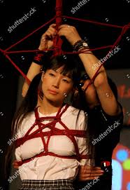 Japanese Bondage Master Demonstrates Bdsm During」のエディトリアル写真素材 - 画像素材 |  Shutterstock Editorial