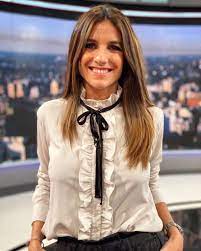 Jorge macri, maría belén ludueña, marcela pagano y. Pampita Y Maria Belen Luduena Coincidieron Con El Item Tendencia Camisa Mas Lazo Para Ti
