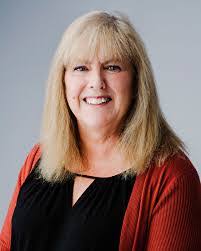 Sheila Bliss's Instagram, Twitter & Facebook