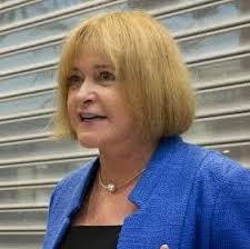 Gender: Female diplomats climbing through the ranks