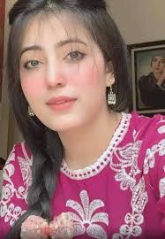 Bushra Batool Official