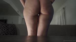 Giantess Ave  Giantess Mila – The Intervention ❤️ Giantess.Porn