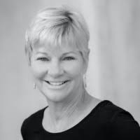 10+ "Julia Mines" profiles