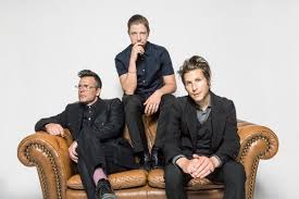 Over the past five years the four dapper dons of interpol have jumped from being new york local favorites to a globally respected band. Interpol Zoom 02 15 Potoclips Com