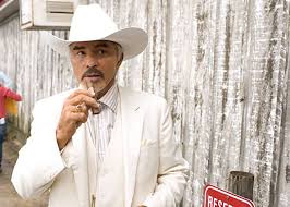 Pictures.as in the television series, the film depicts the adventures of cousins bo, luke, and daisy, and their uncle jesse, as they outfox crooked hazzard county commissioner boss hogg. Burt Reynolds Dead At 82 The Dukes Of Hazzard Nl