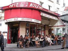 Cafe Des 2 Moulins In Paris Movie Place Paris An American In Paris