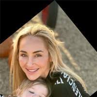 Nicole Bowyer's Instagram, Twitter & Facebook