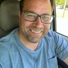 My pup is into dirt, leaves, burs etc. can someone recommend groomer