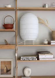 A Merry Mishap Ikea S Renewable Shelving System Svalnas Ikea Stehlampen Wohnzimmer Ikea Lampen