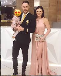 Kiedy i gdzie urodziła się faf du plessis? Faf And Fam Here S A Look At Du Plessis Holiday Pictures With Wife Daughter Sports