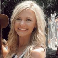 Alex Safdari's Instagram, Twitter & Facebook