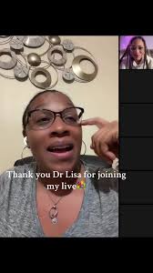 Dr Lisa Phoenix