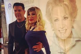 Check spelling or type a new query. Lyn May Se Casa Con Su Novio 30 Anos Menor Video 24 Horas