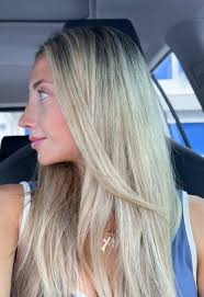 Olivia Doing The Nose