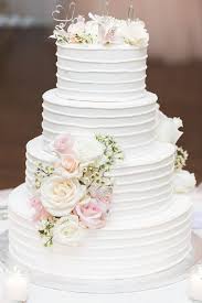 Maybe you would like to learn more about one of these? Romantic Chicago Wedding At Meyers Castle Modwedding Cool Wedding Cakes Romantic Wedding Cake Wedding Cake Simple Buttercream