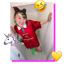 サッカーキング フワちゃん 超ハイセンスyoutube芸人が教えるサッカーユニフォーム着こなしtips サッカーキング フワちゃん ハイセンス サッカー