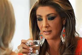 Sutton finalmente ha commentato con un post: “Amici per sempre. Lucy e  Ethel” : r/RHOBH